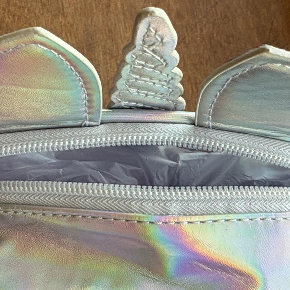 6/$20 Cat & Jack Glitter Fanny Pack w/Glitter Stars Crossbody Waist Bag NWT - Picture 4 of 4